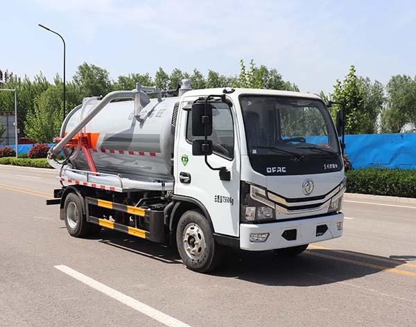 CTY5070GXWD6吸污车